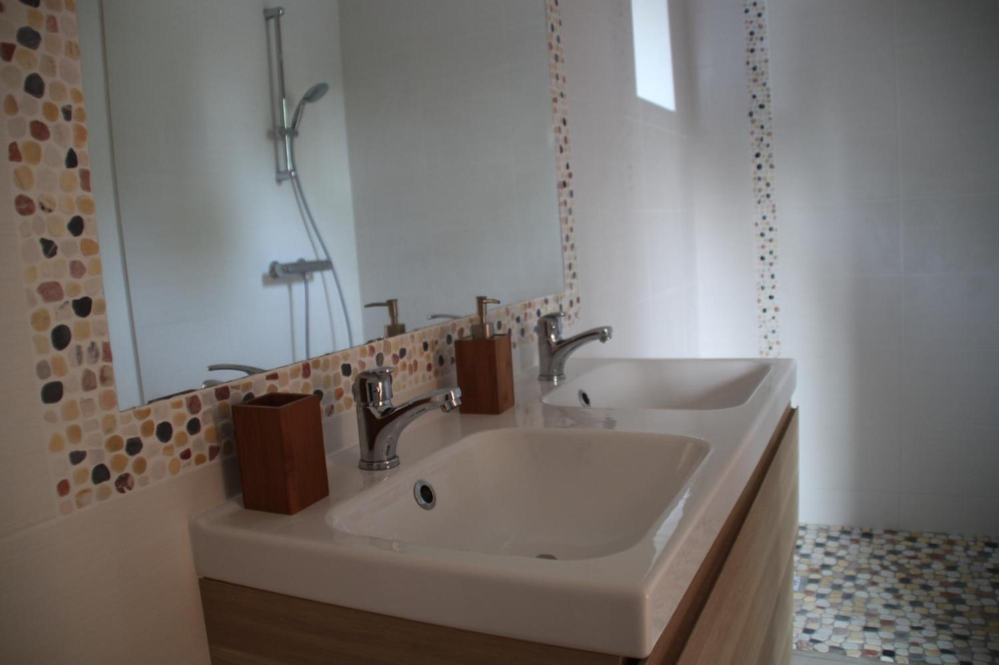 Bed & Breakfast - Maison De Marie Messimy-sur-Saone Exteriér fotografie